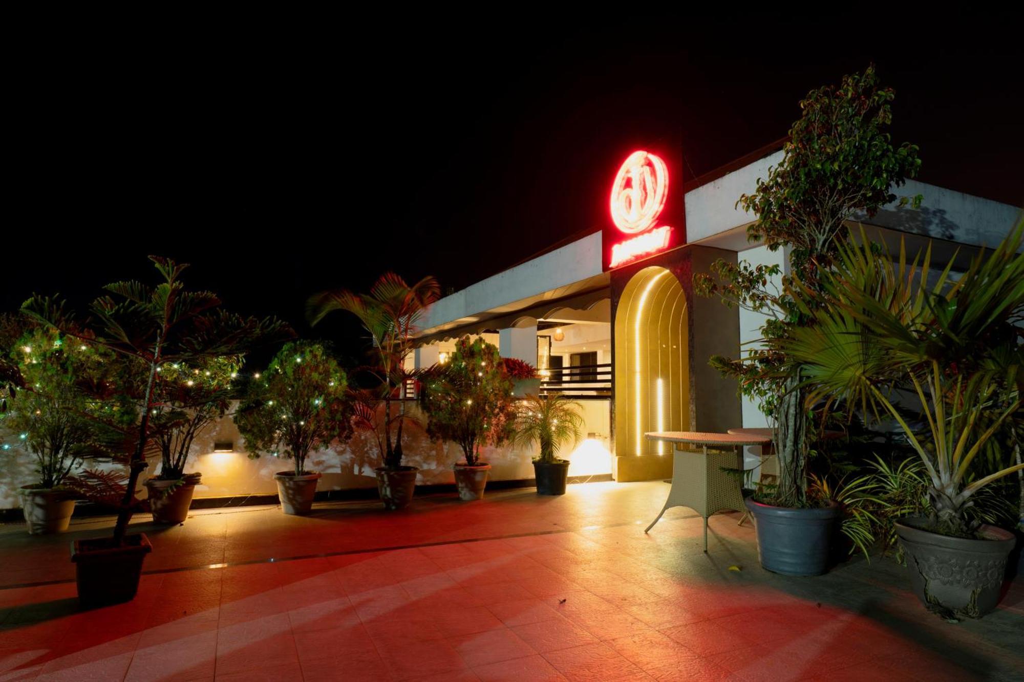 Hotel Prism - A Boutique Hotel จอร์ฮัต ภายนอก รูปภาพ